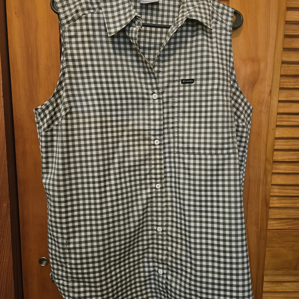 Columbia Black and White Checkered Button Down Shirt